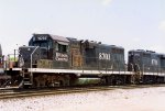 IC GP11 #8703 - Illinois Central